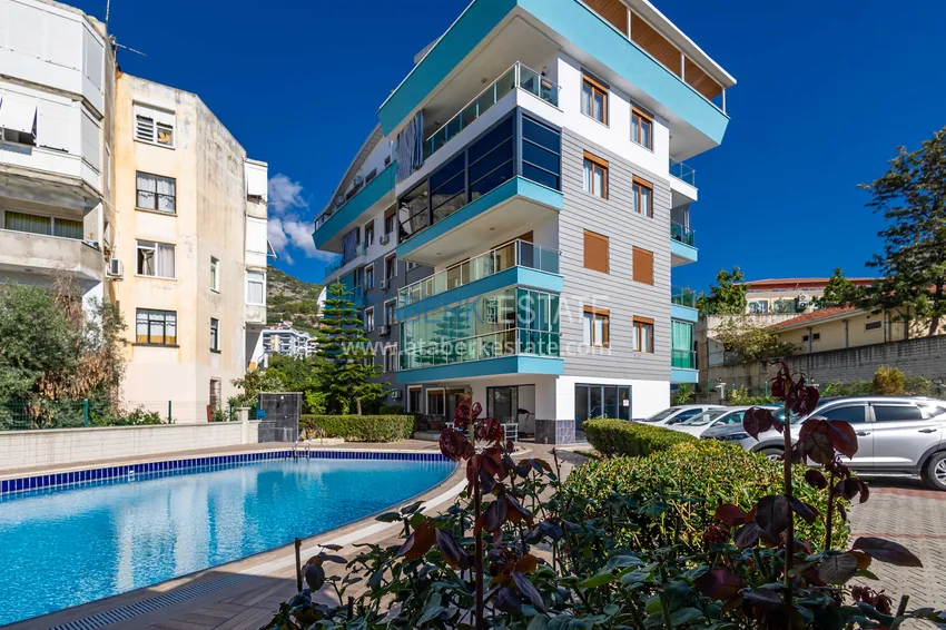 Jednopoziomowy apartament 3+1 z meblami w centrum Alanyi, Hasbahce — nieruchomość na pozwolenie na pobyt i obywatelstwo  8 