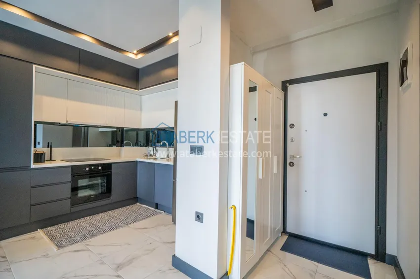 Kupuj  Jednopokojowy apartament z nowymi meblami w centrum Mahmutlar, Sobotnia Dzielnica Targowa 2 