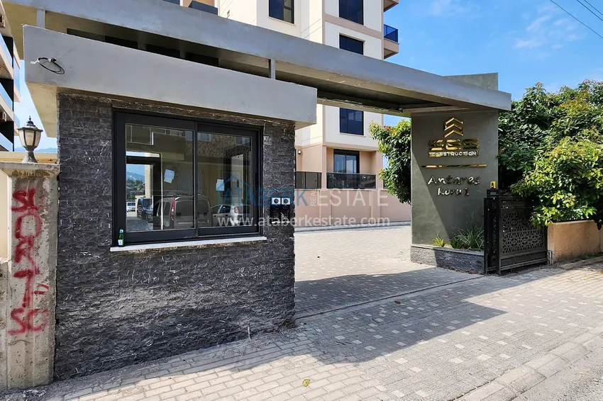 Nowy projekt kompleksu mieszkalnego z infrastrukturą hotelową w Gazipasa 15 