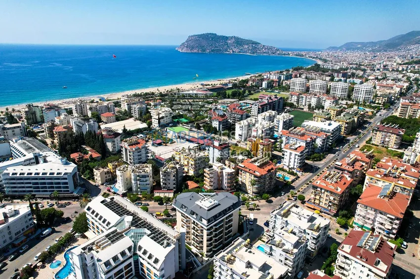 Umeblowane mieszkanie 1+1 350 metrów od morza - Alanya, dzielnica Oba 1