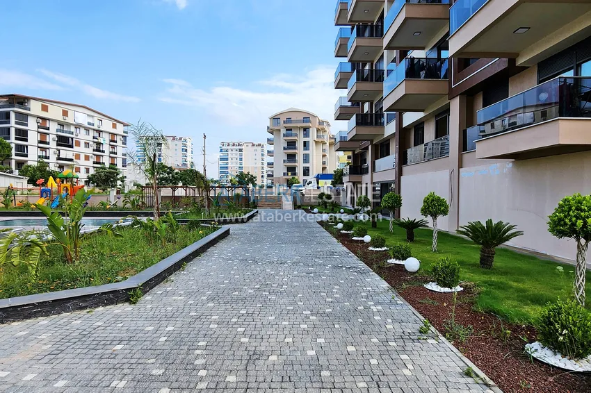 Nowy projekt kompleksu mieszkalnego z infrastrukturą hotelową w Gazipasa 9 
