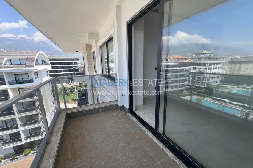 Kupuj  Duplex 2+1 w Kargicak, 250 metrów od plaży - dwupoziomowy penthouse z widokiem na morze 15 