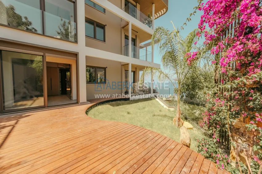 Kupuj  Apartamenty z panoramicznym widokiem od dewelopera w zabytkowym sercu Alanyi. Nieruchomość na zezwolenie na pobyt 1 