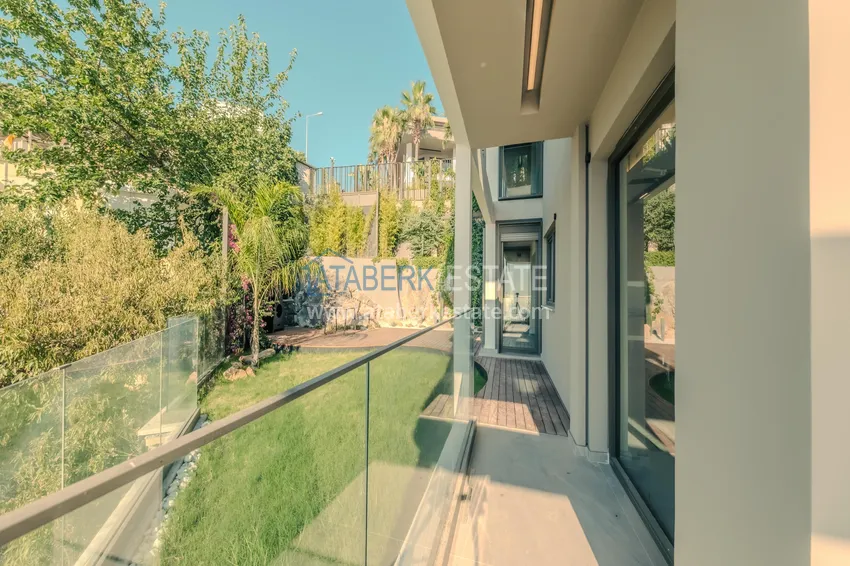 Kupuj  Apartamenty z panoramicznym widokiem od dewelopera w zabytkowym sercu Alanyi. Nieruchomość na zezwolenie na pobyt 21 