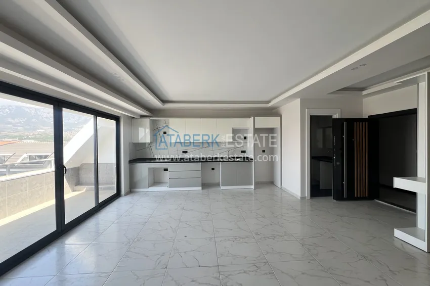 Kupuj  Duplex 2+1 w Kargicak, 250 metrów od plaży - dwupoziomowy penthouse z widokiem na morze 4 