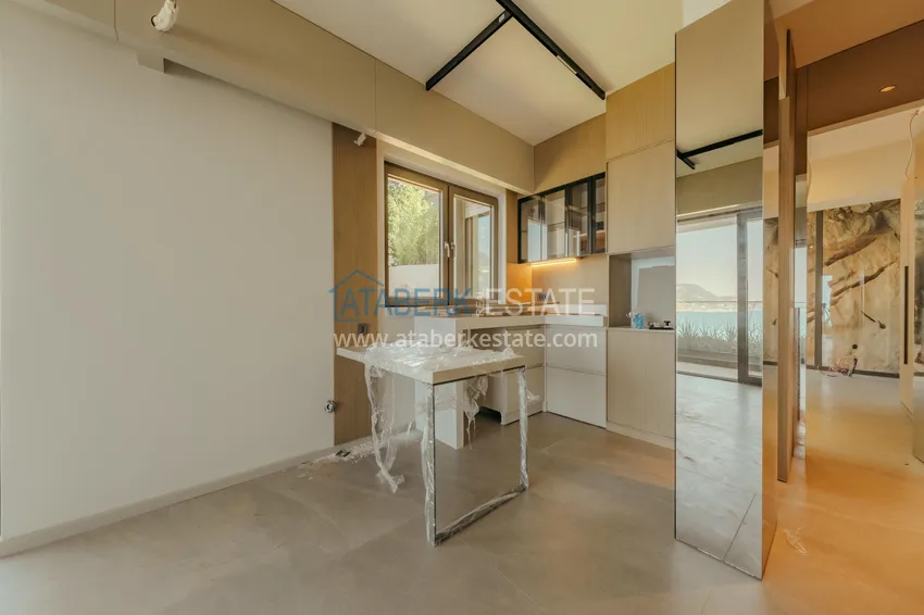 Kupuj  Apartamenty z panoramicznym widokiem od dewelopera w zabytkowym sercu Alanyi. Nieruchomość na zezwolenie na pobyt 7 