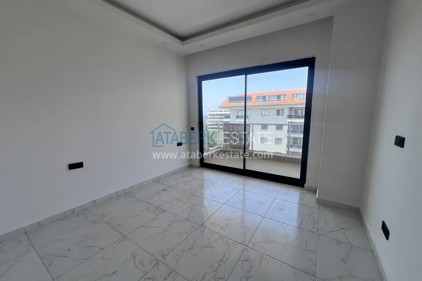 Kupuj  Duplex 2+1 w Kargicak, 250 metrów od plaży - dwupoziomowy penthouse z widokiem na morze 9 