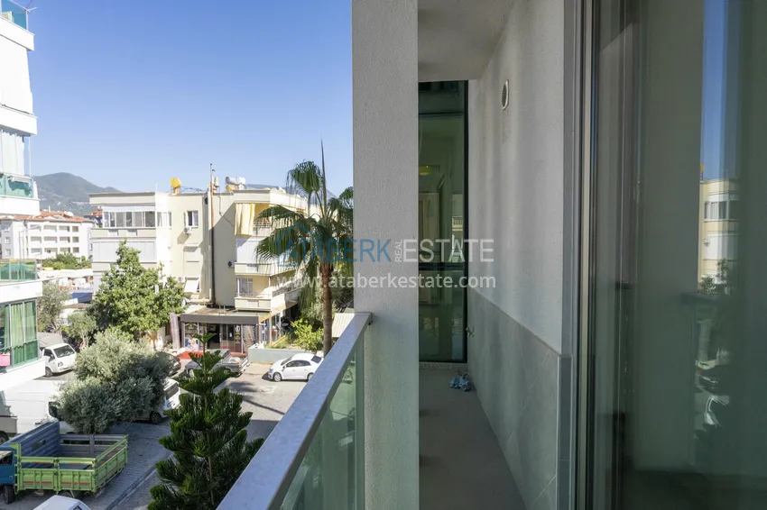 Kupuj  Apartament 3+1 w Oba — nieruchomość na zezwolenie na pobyt w Alanyi 17 