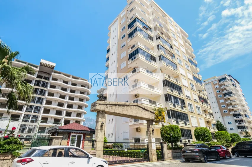 Umeblowany apartament z widokiem na góry w Mahmutlar 1 