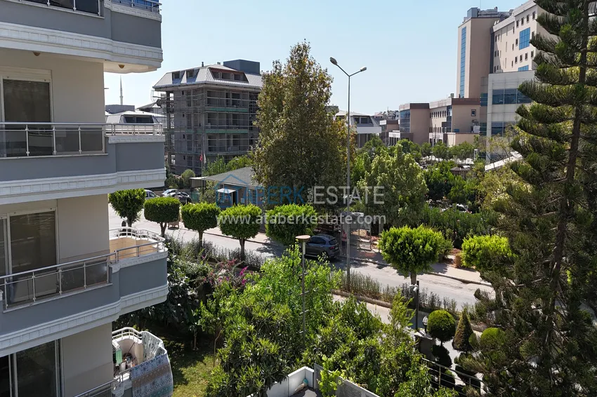 Kupuj  Apartament z dwiema sypialniami w Oba w komfortowym kompleksie 22 