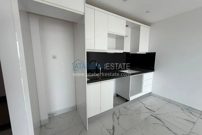 Kupuj  Dobra cena! Apartament 1+1 w Mahmutlar — obiekt na podstawie zezwolenia na pobyt z widokiem na góry   3 