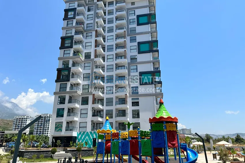 Dobra cena! Apartament 1+1 w Mahmutlar — obiekt na podstawie zezwolenia na pobyt z widokiem na góry   8 