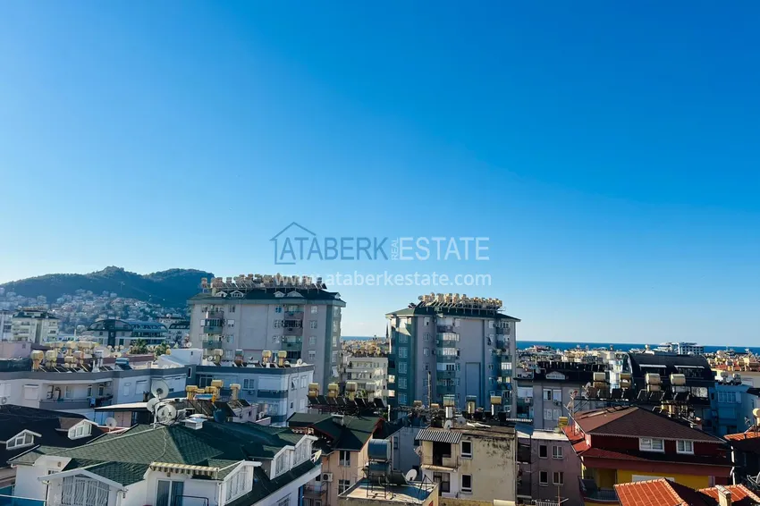 Kupuj  Apartament w centrum Alanyi od inwestora z widokiem na morze — Plaża Kleopatra 11 