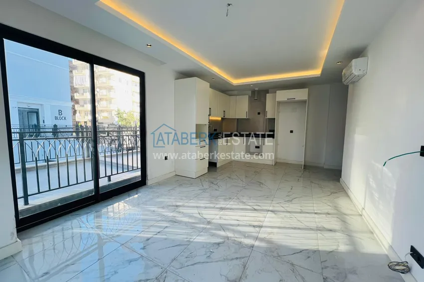 Kupuj  Apartament 2+1 od inwestora w kompleksie w budowie, centrum Alanyi — plaża Kleopatra 5 