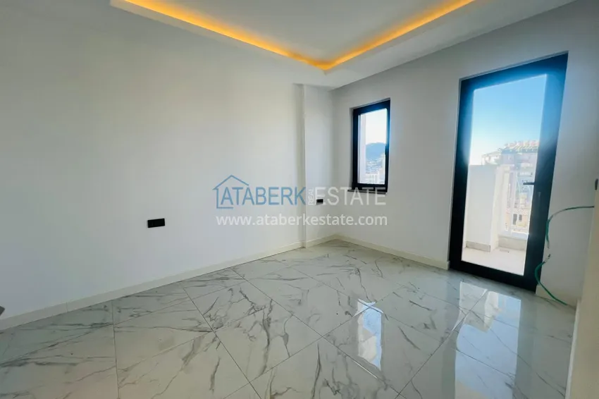 Kupuj  Apartament w centrum Alanyi od inwestora z widokiem na morze — Plaża Kleopatra 6 