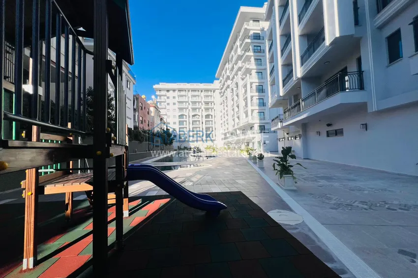 Apartament 2+1 od inwestora w kompleksie w budowie, centrum Alanyi — plaża Kleopatra 9 