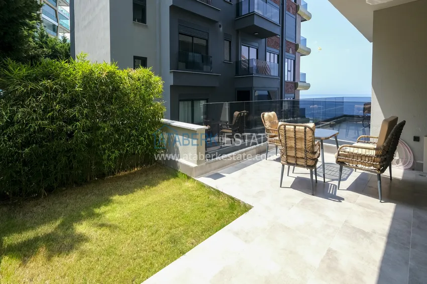 Kupuj Apartament 1+1 na pierwszej linii w Kargicak - kompleks premium 10 
