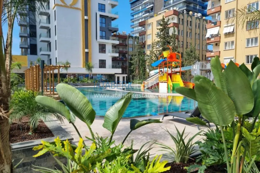 Apartament 1+1 przy plaży w Mahmutlar — umeblowany i z panoramicznym widokiem na morze 9 