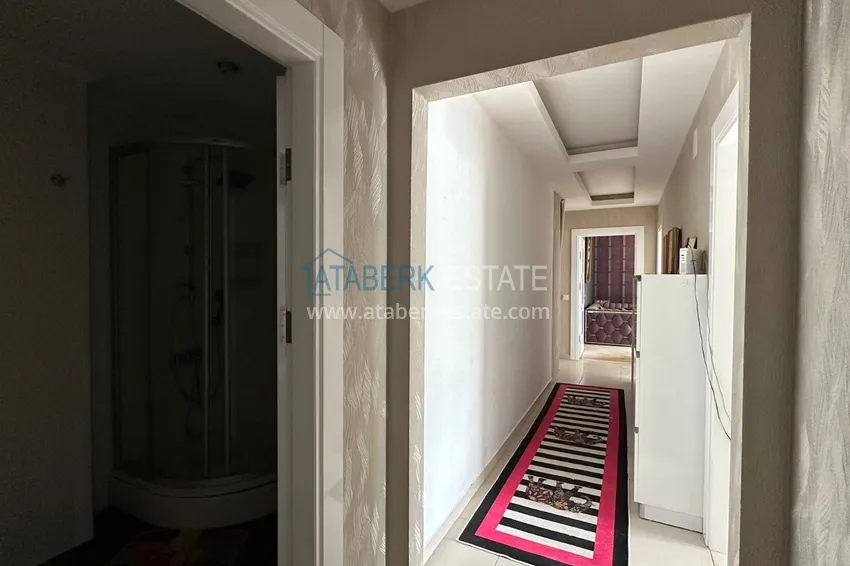 Kupuj  Apartament 3+1 na zezwolenie na pobyt w centrum Alanyi - Plaża Kleopatra 12 