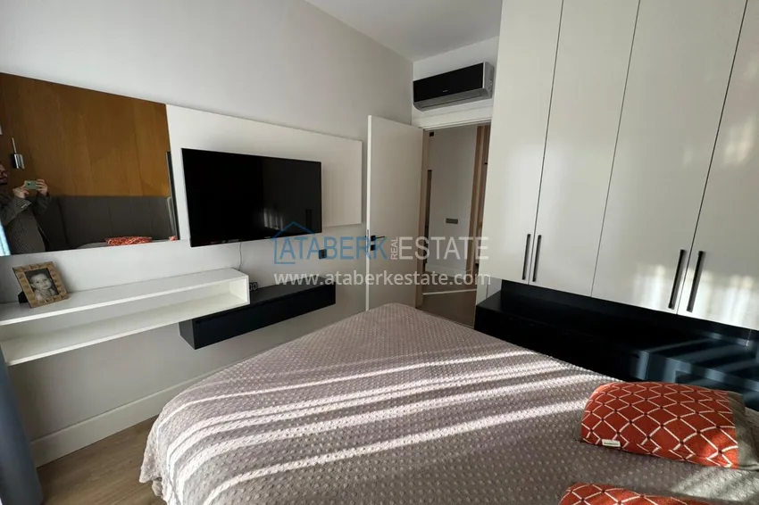 Kupuj  Apartament 1+1 w centrum Alanyi na zezwolenie na pobyt - luksusowa rezydencja 250 metrów od plaży Kleopatra 14 