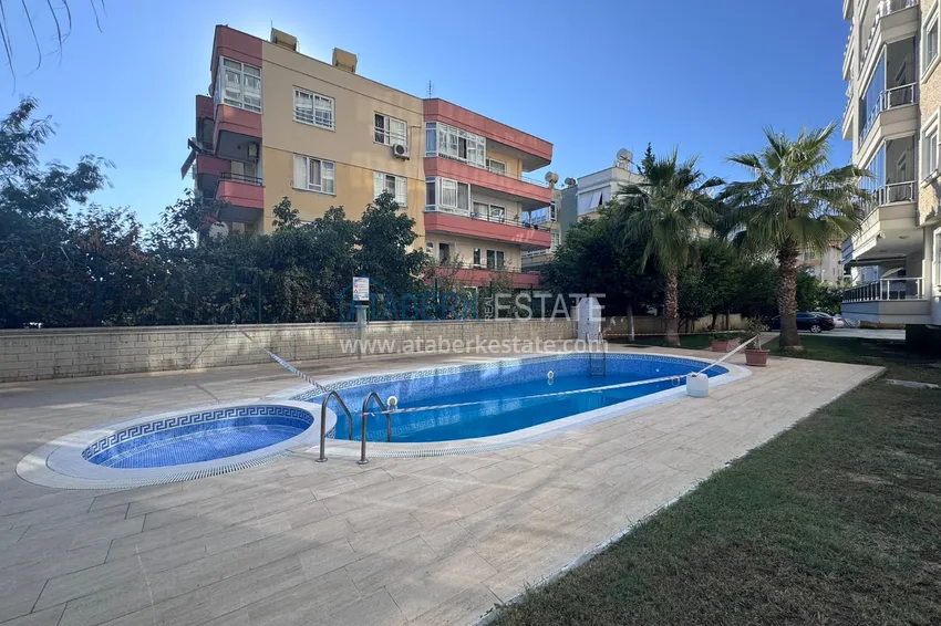 Apartament 3+1 na zezwolenie na pobyt w centrum Alanyi - Plaża Kleopatra 2 