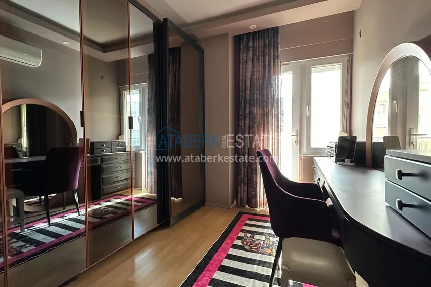 Kupuj  Apartament 3+1 na zezwolenie na pobyt w centrum Alanyi - Plaża Kleopatra 9 