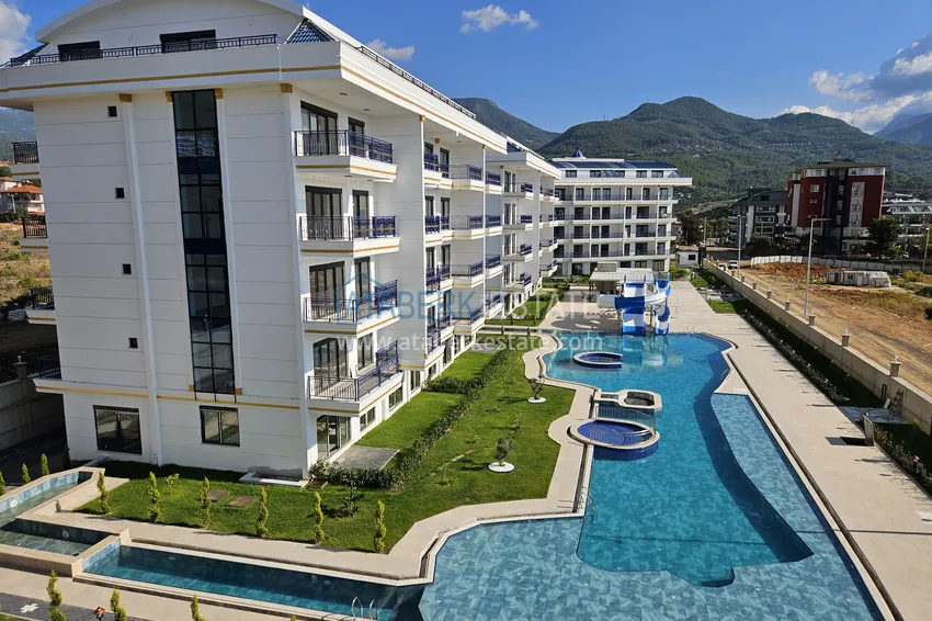 Apartament 1+1 z widokiem na góry w Alanya, dzielnica Oba 5 