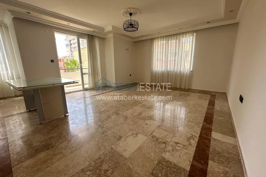 Kupuj  Apartament 3+1 w Mahmutlar niedaleko morza - ulica Atatürk 2 