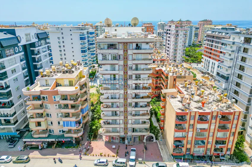 Apartament 3+1 w Mahmutlar niedaleko morza - ulica Atatürk 3 