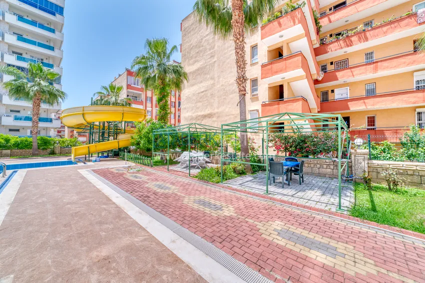 Apartament 3+1 w Mahmutlar niedaleko morza - ulica Atatürk 5 