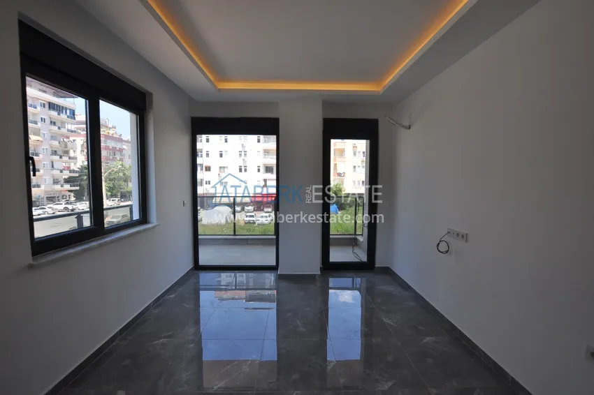 Kupuj Apartamenty od dewelopera w Alanyi - nowoczesny kompleks mieszkalny w centrum Mahmutlar 5