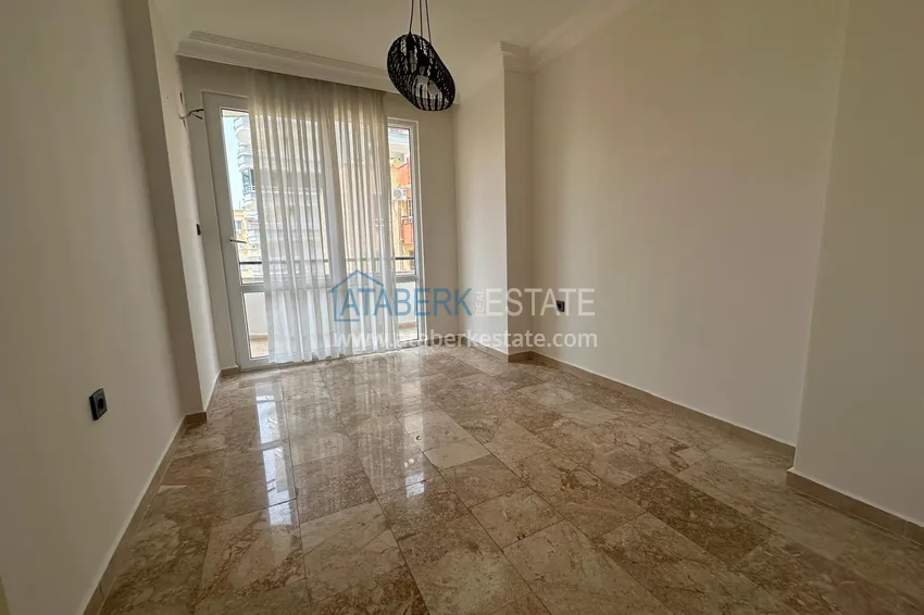 Kupuj  Apartament 3+1 w Mahmutlar niedaleko morza - ulica Atatürk 9 