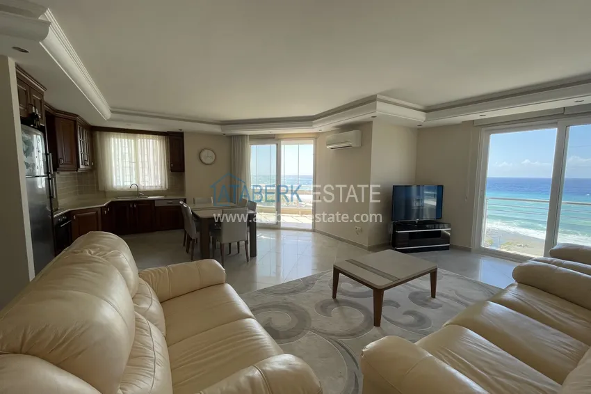 Apartament 2+1 w Mahmutlar na pierwszej linii - umeblowany i z bezpośrednim widokiem na morze  1 