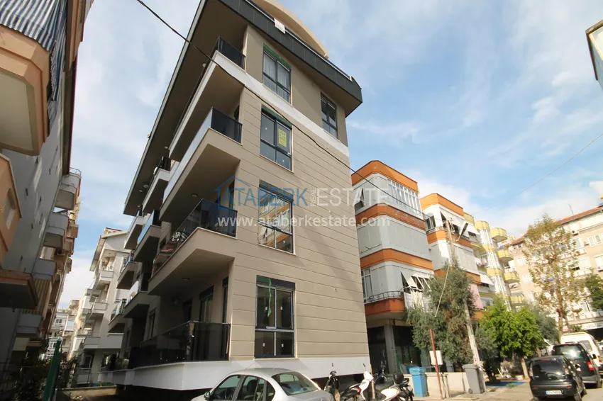 2+1 apartamenty w centrum dzielnicy Alanya - Kleopatra, 500 m od morza 1 