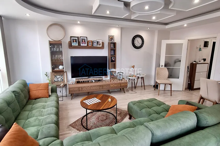 Kupuj  Apartament 2+1 w Mahmutlar — z luksusowymi meblami, przeszklonymi balkonami i widokiem na morze  3 