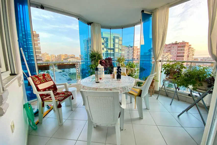 Kupuj  Apartament 2+1 w Mahmutlar — z luksusowymi meblami, przeszklonymi balkonami i widokiem na morze  6 
