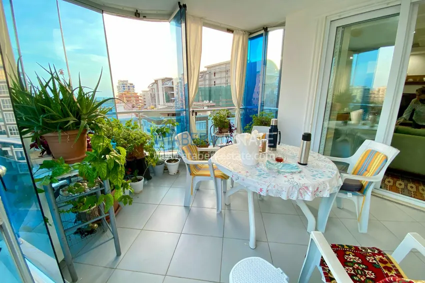 Kupuj  Apartament 2+1 w Mahmutlar — z luksusowymi meblami, przeszklonymi balkonami i widokiem na morze  7 