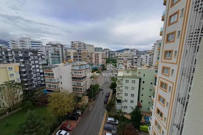 Kupuj  Trzypokojowe mieszkanie w Alanya, dzielnica Mahmutlar - umeblowane i z częściowym widokiem na morze   30 