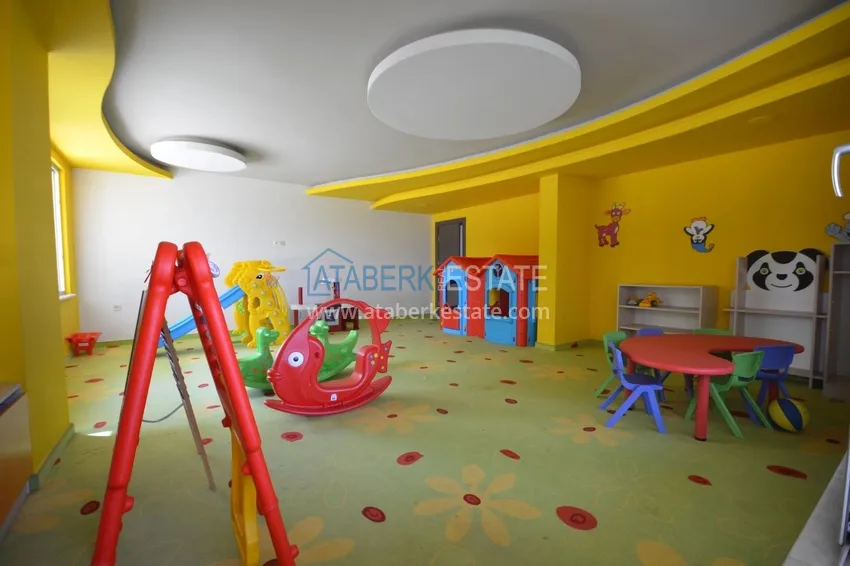 Apartament 1+1 z meblami i widokiem na morze - dzielnica Kestel, pierwsze wybrzeże  20 