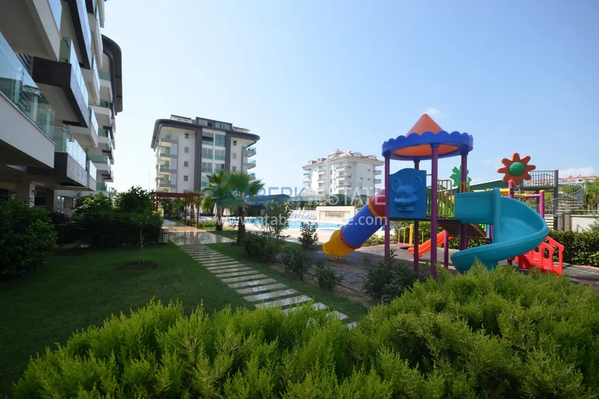 Apartament 1+1 z meblami i widokiem na morze - dzielnica Kestel, pierwsze wybrzeże  7 
