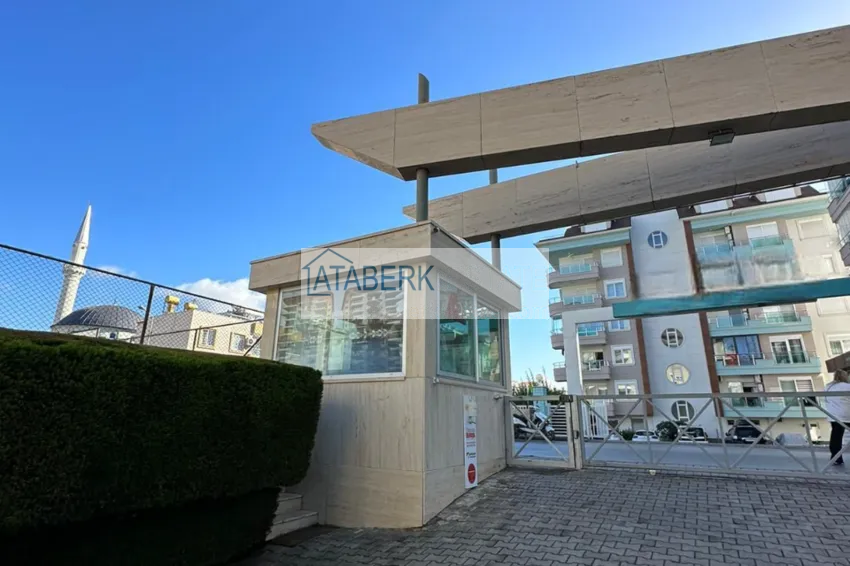 Apartament 1+1 z meblami i widokiem na morze - dzielnica Kestel, pierwsze wybrzeże  9 