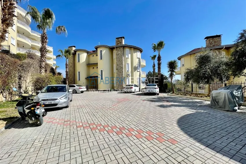 Apartament 2+1 z meblami i dostępem do ogrodu w okolicy Avsallar  10 