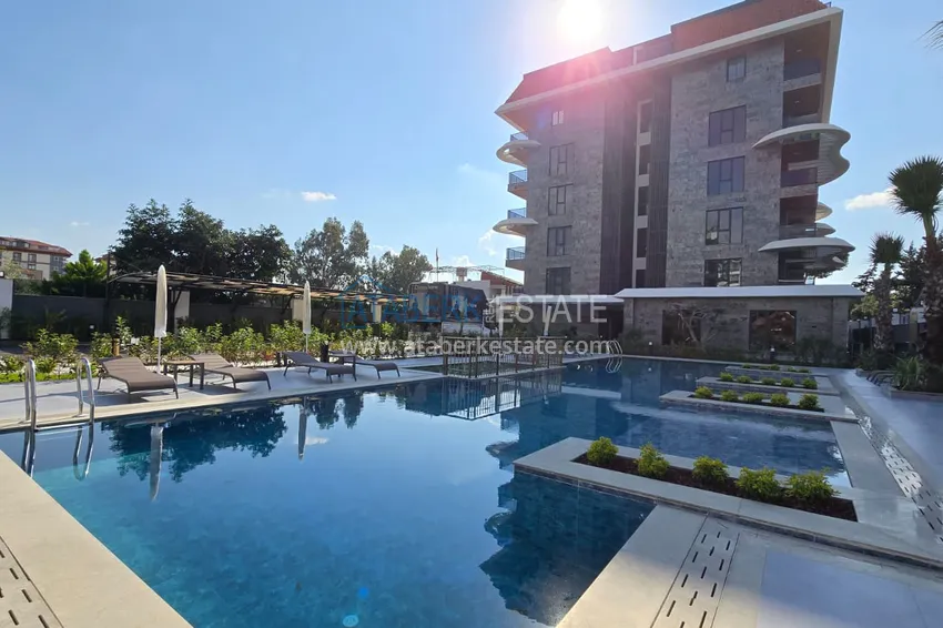 Nowy projekt kompleksu mieszkaniowego premium przy plaży w Kestel 18 