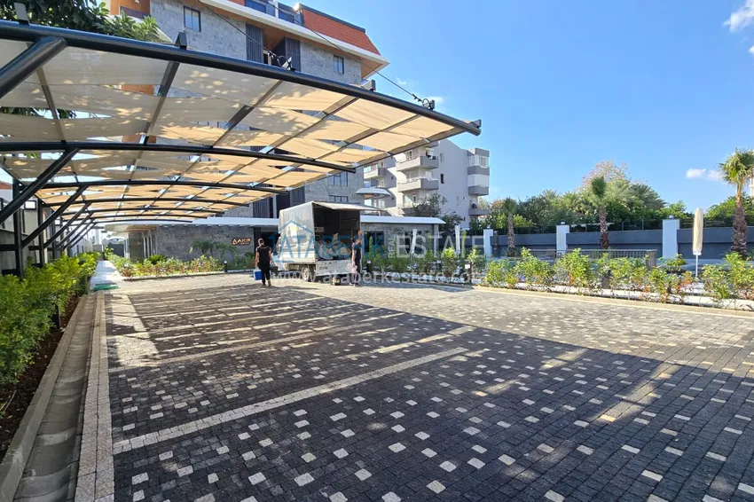 Nowy projekt kompleksu mieszkaniowego premium przy plaży w Kestel 24 