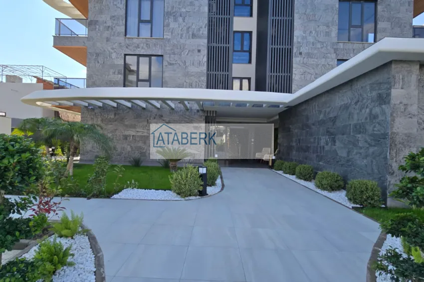 Nowy projekt kompleksu mieszkaniowego premium przy plaży w Kestel 27 