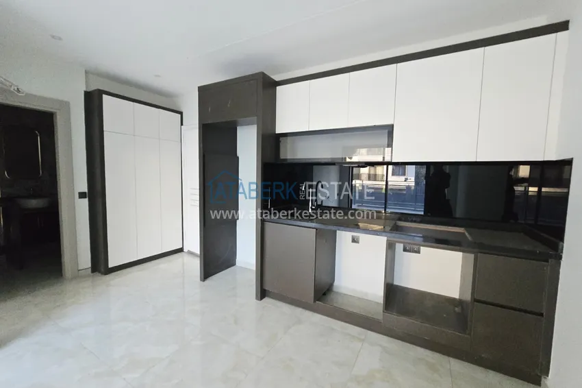 Kupuj  Apartament 1+1 w centrum Alanyi, plaża Kleopatra — kompleks segmentu komfortowego  2 