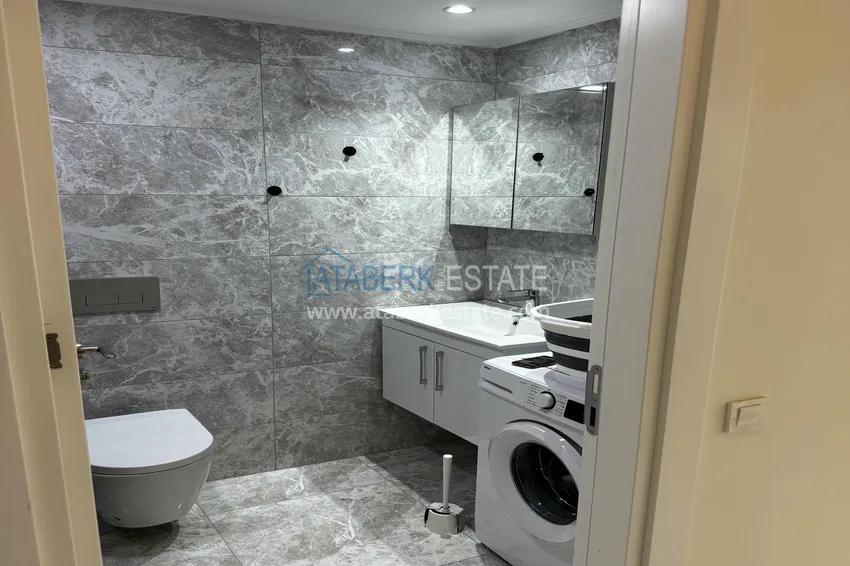 Kupuj  Dwupoziomowy penthouse do nieumeblowanego długoterminowego wynajmu w Alanya, dzielnica Kestel B22 17 