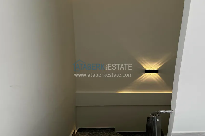 Kupuj  Dwupoziomowy penthouse do nieumeblowanego długoterminowego wynajmu w Alanya, dzielnica Kestel B22 21 
