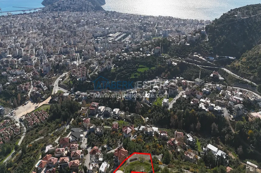 Działka budowlana w Alanya, dzielnica Tepe z panoramicznym widokiem 1 