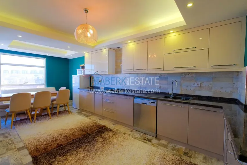 Kupuj  Dwupoziomowy penthouse 5+2 w okolicy Oba — umeblowany, odpowiedni dla obywatelstwa 16 